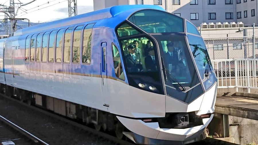 宇治山田～近鉄名古屋で「しまかぜ」お召列車走る　近鉄名古屋線・山田線で