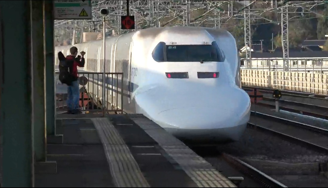 【山陽新幹線】全車禁煙になって700系新幹線16両編成が復活　今後はB編成の臨時列車での活躍に期待