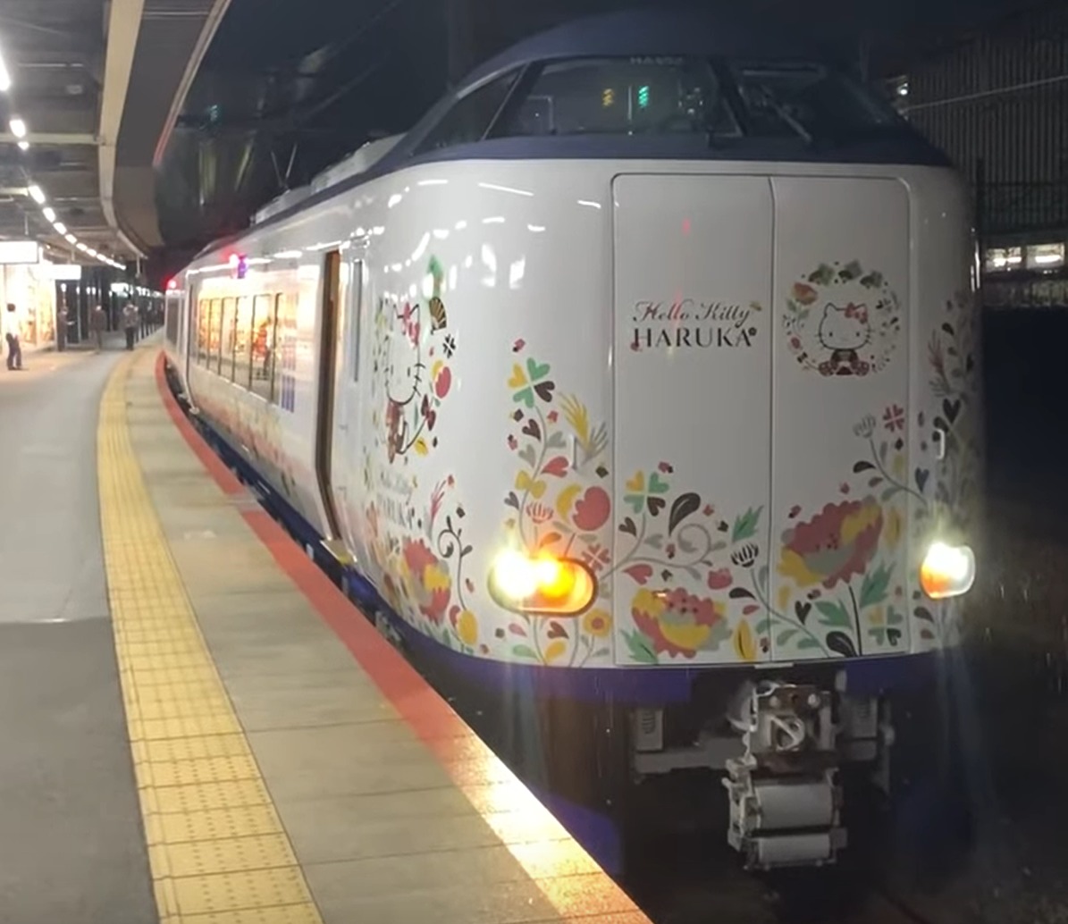 【新型関空特急はるか】271系がデビューで全列車9両編成で運転　全席座席コンセント付きなどサービスアップ　