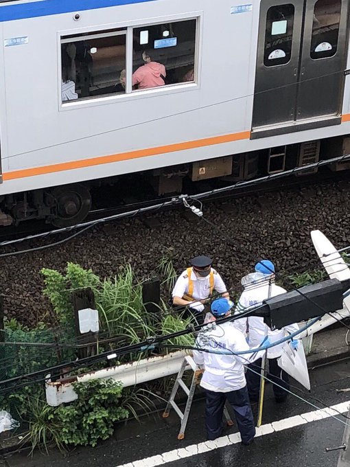 【神奈川県警が線路内侵入】現場検証として無断で立ち入り緊急停車 相鉄線に遅れが 警察が叱られる事態に