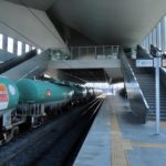 【山梨の高輪ゲートウェイ?】中央本線の竜王駅のホームの雰囲気が似ていると話題に