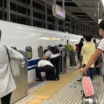 【当該はN700S】東海道新幹線運転見合わせ 女性が物を落として線路に立ち入る