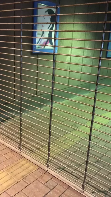【駅に軟禁】男性が終電後の藤崎宮前駅に閉じ込められる 駅員が意図的に施錠し嫌がらせか