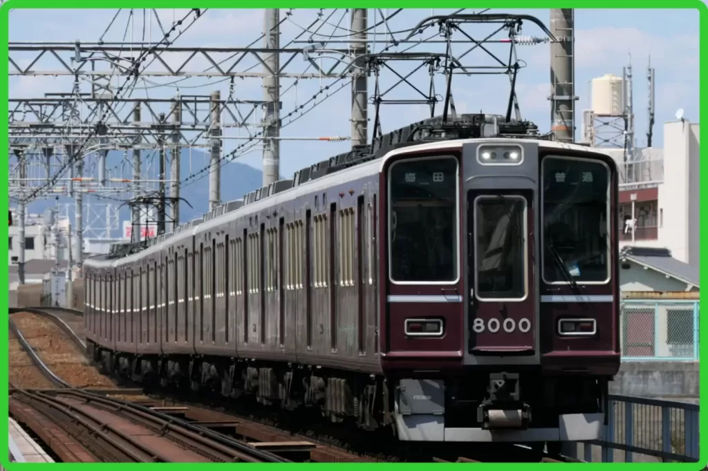 【悲報】阪急神戸線でドアを破壊されそうになる　阪急8000系で
