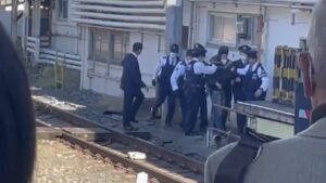 【動画あり】上野駅で痴漢が線路へ逃走 一時運転見合わせに