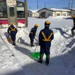 【電車が埋まる】秋田県大雪で五能線20時まで運転見合わせ・大幅運休