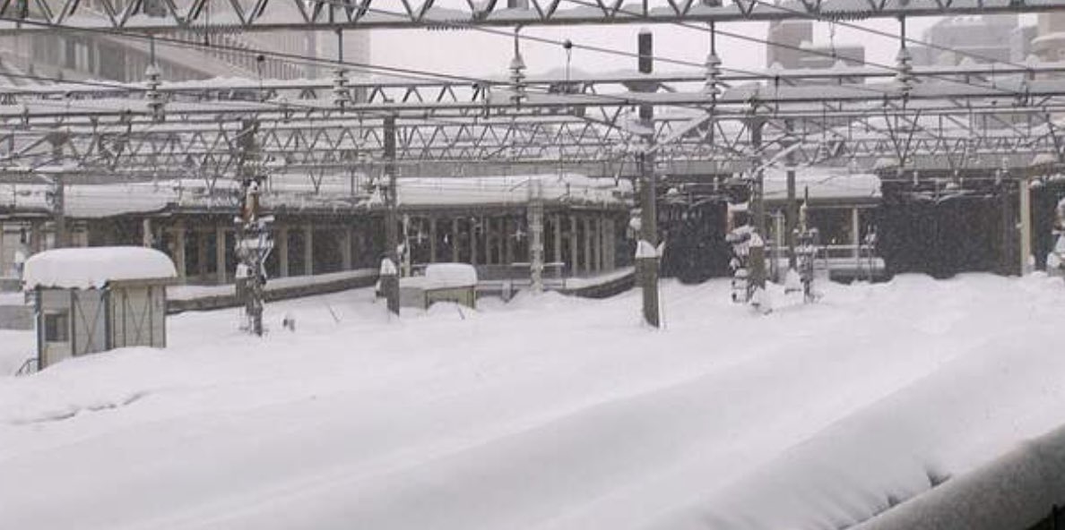 【異常事態】JR北海道、記録的な大雪の影響で札幌駅発着の全列車が明日2/7も終日運休に
