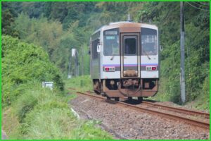 【57％廃線】JR西日本・JR北海道など赤字でバス転換など検討