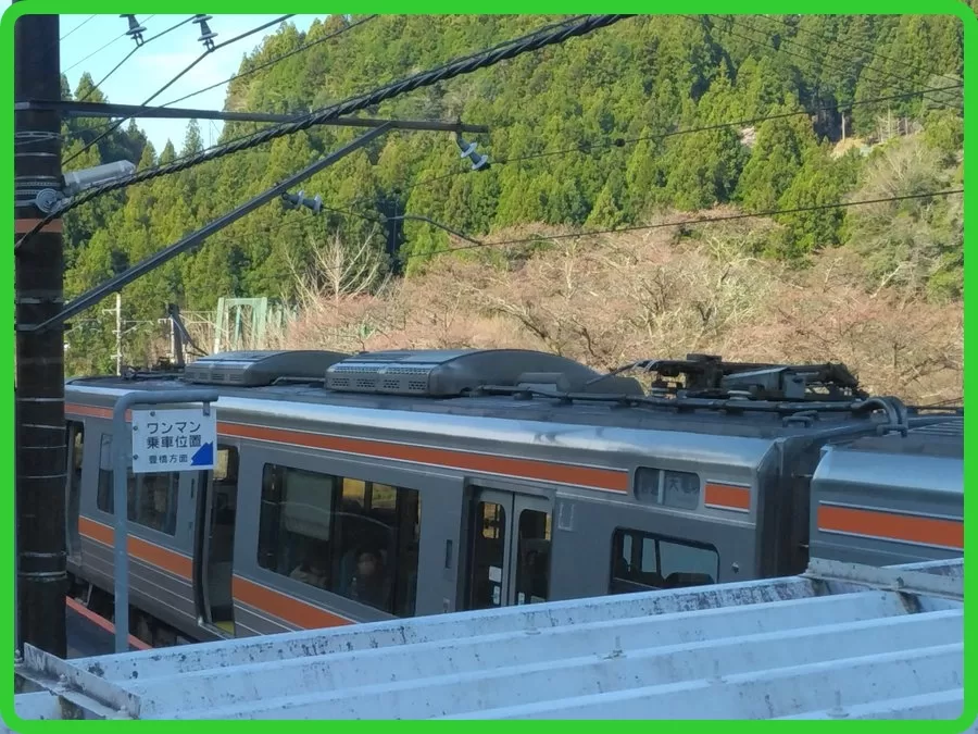 飯田線パンダグラフ故障で運転見合わせ　運転再開は午後に　名鉄も運転見合わせ