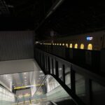 【究極のコストカット?】JR九州、西九州新幹線の嬉野温泉駅が真っ暗に 営業中なのにどうして...